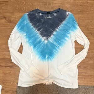 Wild Fable Blue and Gray Tie-Dye Long Sleeve Shirt